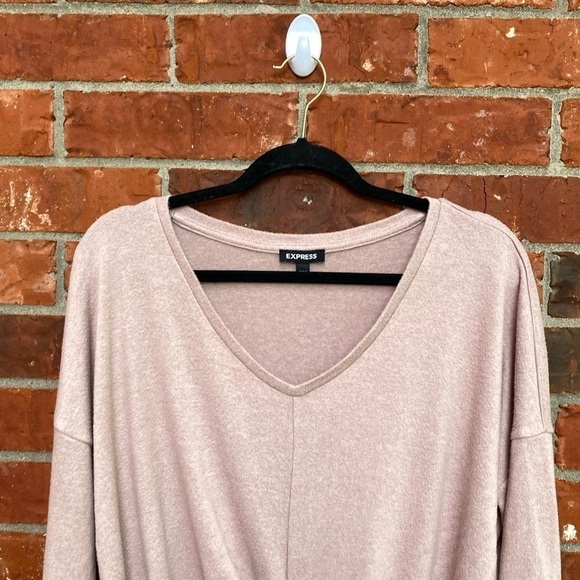 Express Womens Medium Blush Pink Front Twist Soft Knit Sweater - Picture 2 of 9